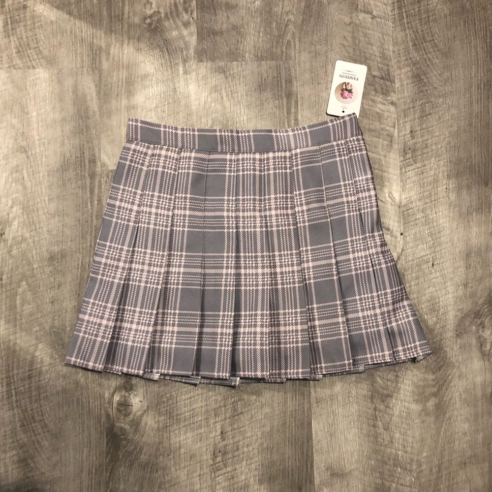 Mini Pleated Plaid Skirt!
